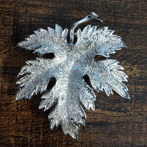 Vintage Silver Tone Leaf Pin Brooch 2" x 1.5"